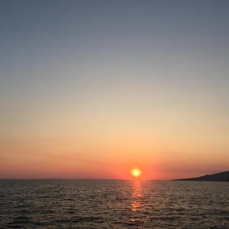 Aparthotel Studio Apartments Sarandë