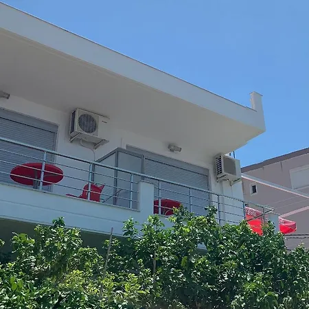Aparthotel Studio Apartments Sarandë